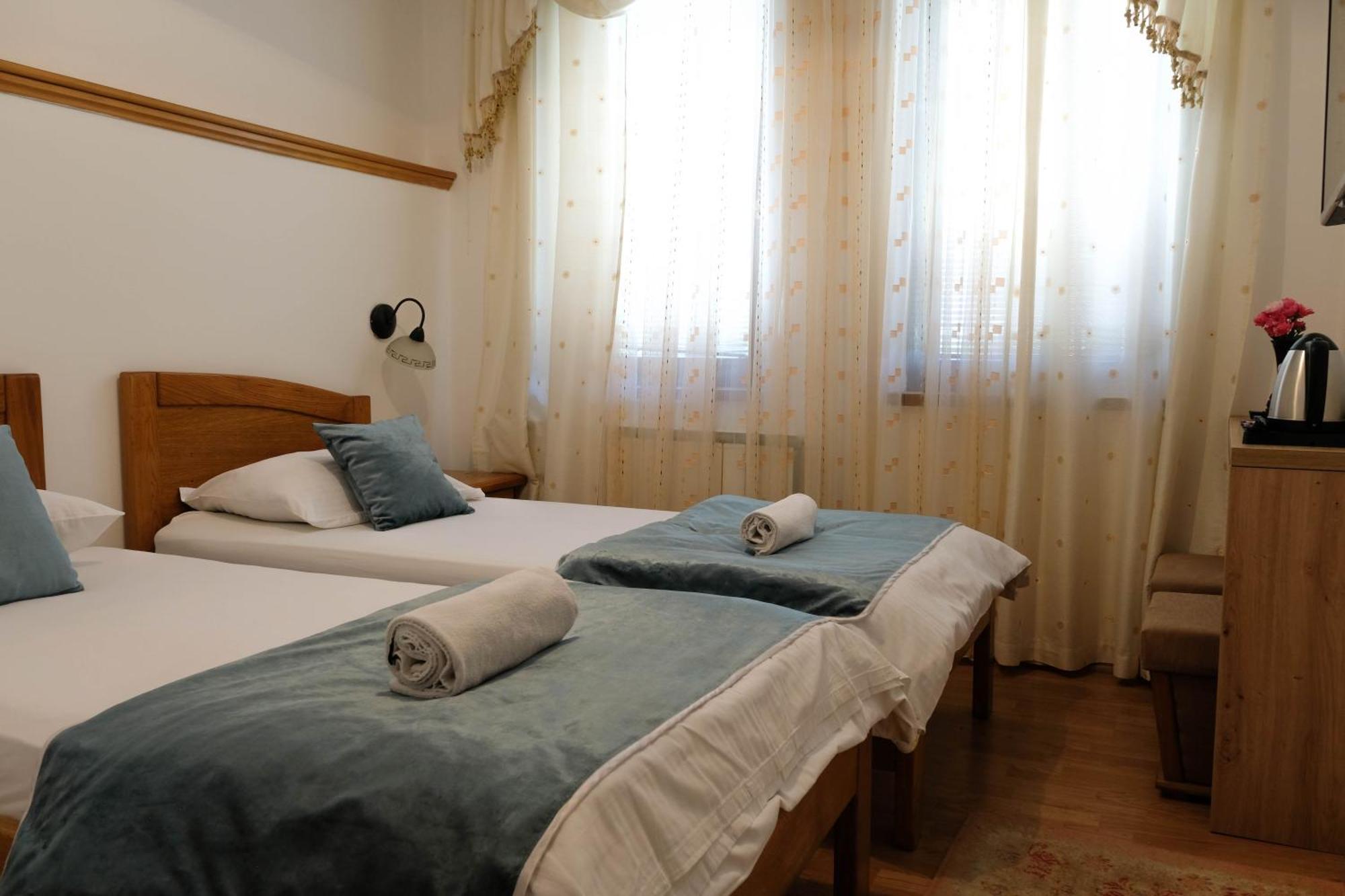 Bed And Breakfast Vijecnica Saraievo Exterior foto