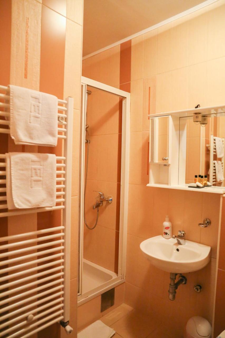 Bed And Breakfast Vijecnica Saraievo Exterior foto