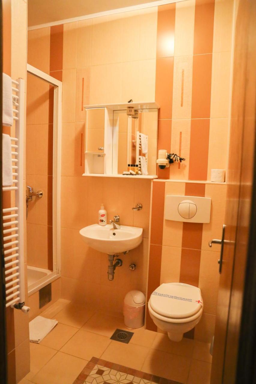 Bed And Breakfast Vijecnica Saraievo Exterior foto